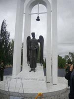 Монумент ликвидаторам чернобыльской аварии. г.Омск